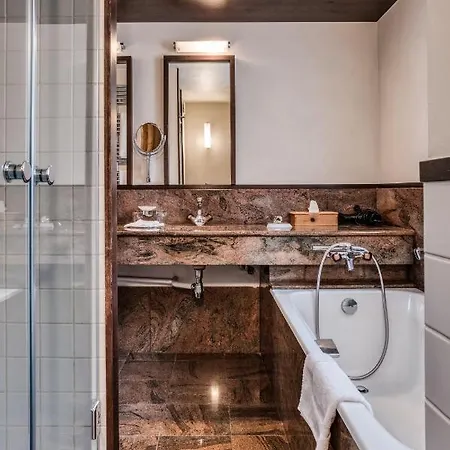 Du Bois Prin Hotel 4*